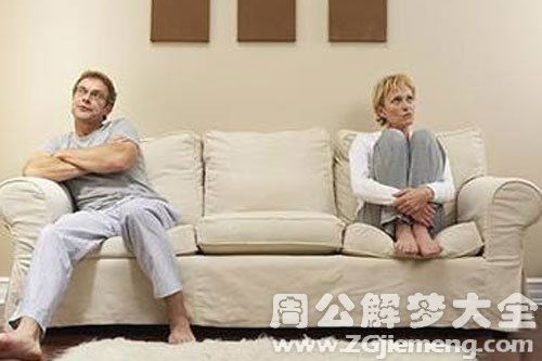 梦到追求自己的男生：揭秘梦境中的情感密码