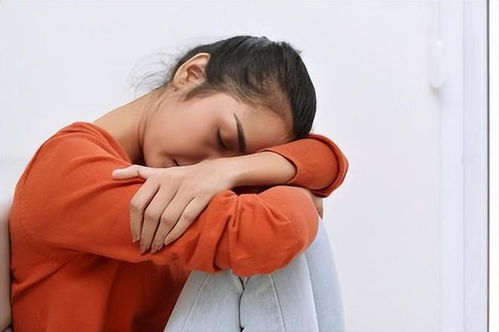 《错过爱情，她后悔了吗？——揭秘女生拒绝后可能的心路历程》