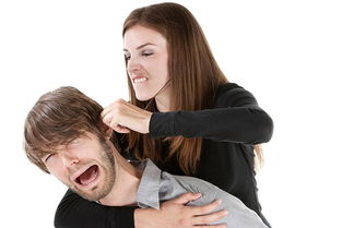 《面临离婚危机，如何挽救婚姻？专业指南助你重燃爱火》