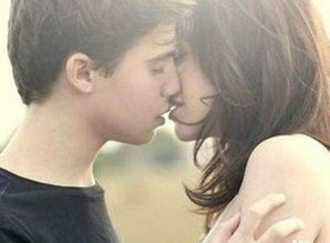 《揭秘星座秘密：哪个星座的女生最容易出轨？揭秘情感忠诚度之谜》