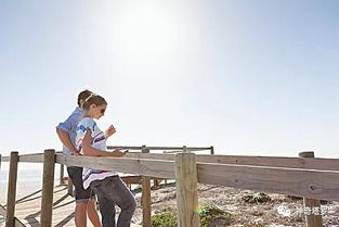 《婚姻的裂痕：另一半出轨，我们还能继续前行吗？》