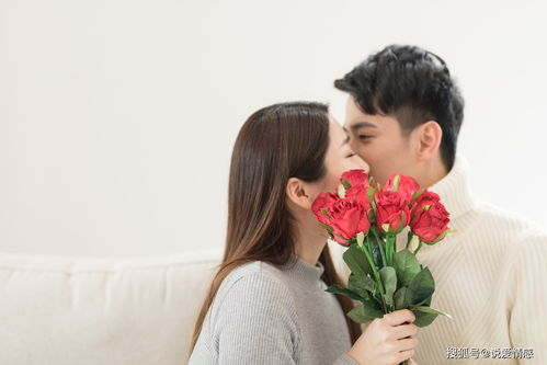 如何与女生轻松开启话题？五大技巧助你成为聊天达人