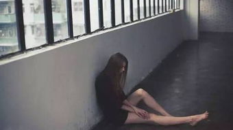 揭秘2008年“小三”现象：年轻女性的情感困境与选择迷思