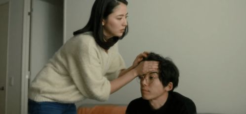 同居后女生打男生，这背后隐藏的真相与应对之道