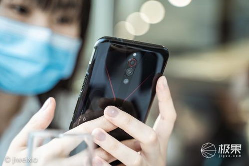 翻手机，一场关于信任与界限的博弈：男性容忍度的现状与建议